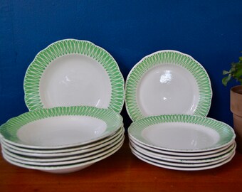 Dessert- und Suppenteller Digoin Sarreguemines Vintage-Geschirr im französischen Art-Deco-Stil und böhmisches altes Geschirr