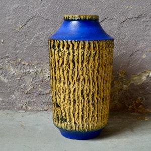 Very large vase signed Carstens Tonnieshof 211/45 XXL Scandinavian vintage decor