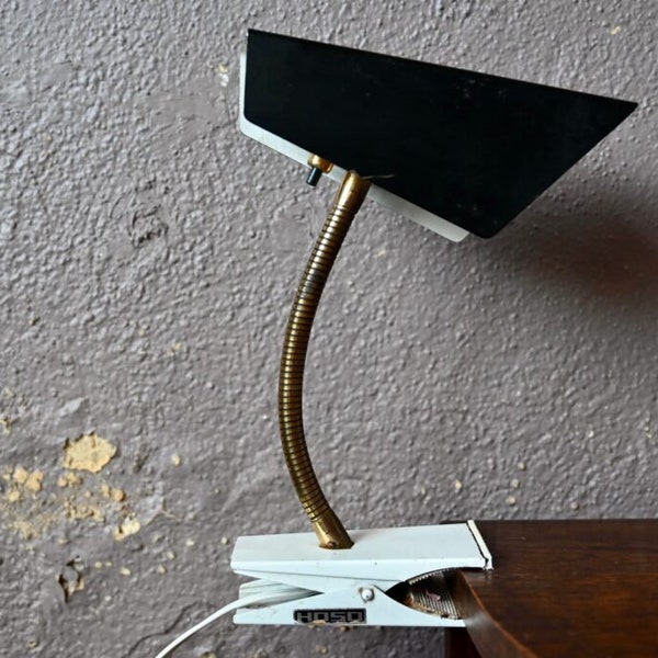HOSO clip lamp Scandinavian modernist design