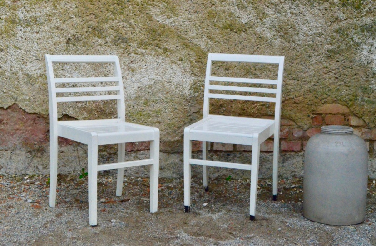 paire De chaises Reconstruction