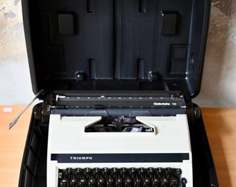 古くて楽しいヴィンテージ トライアンフ アドラー ガブリエレ 12