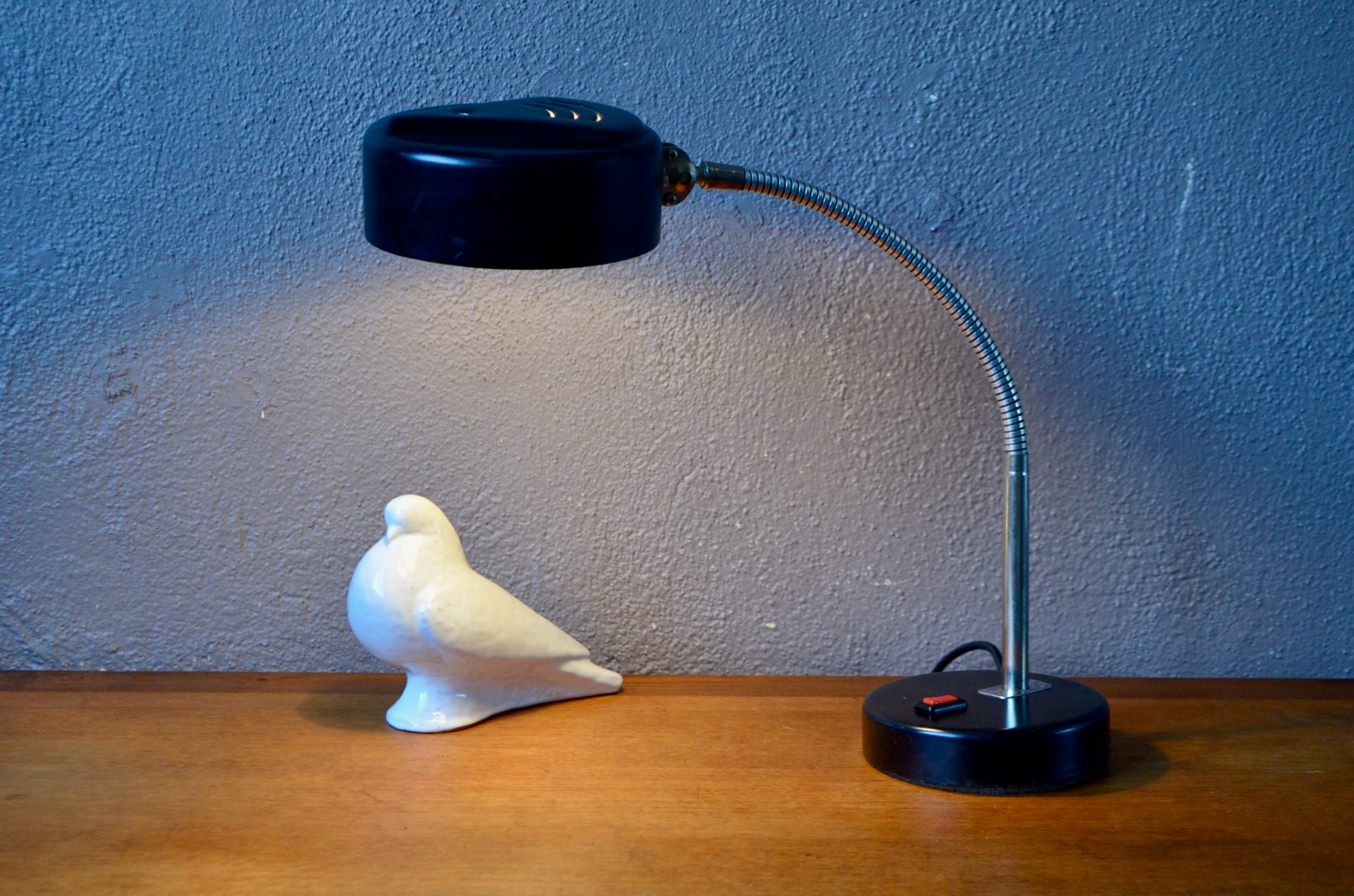 Lampe de Bureau Vintage Noire Au Design Moderniste