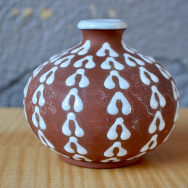 Danish vase Edith Nielsen for Zeuthen Keramik scandinavian vintage style and boho