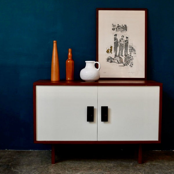 Petite enfilade style vintage scandinave, sideboard ou meuble télé hifi en teck bicolore