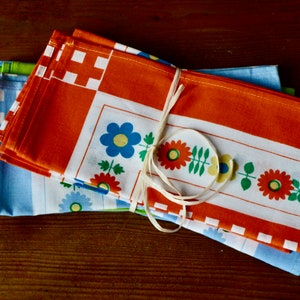 Set of 6 towels or kitchen towels vintage pop cotton set of 6