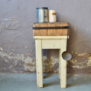 Butcher&#39;s log old style boho and indus craft furniture work table antique wooden cutting board