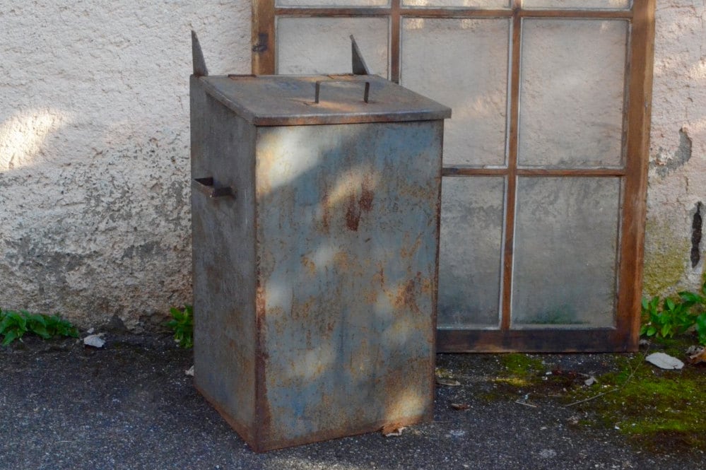 Poubelle Box Coffre à Jouet Métal Industriel Vintage Bac Linge Sale Atelier Détournée Brocante en Li