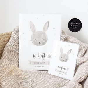 U Heft Hülle "Hase" und Impfpass personalisiert mit Namen // Geschenk Geburt für Baby und Neugeborenes