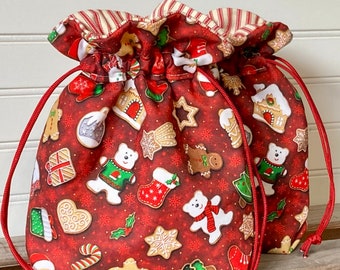 Quilted Fabric Reusable Drawstring Christmas Gift Wrap Bag in Christmas Cookies Print