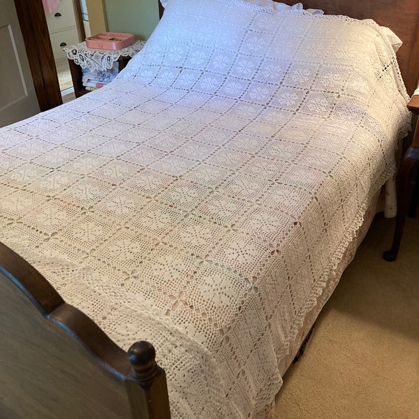 Antique Hand Crocheted Bedspread Etsy