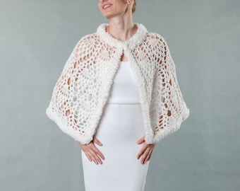 White soft warm capelet. Crochet bridal or bridesmaid cover up for winter wedding. Fairytale wedding capelet shrug bolero