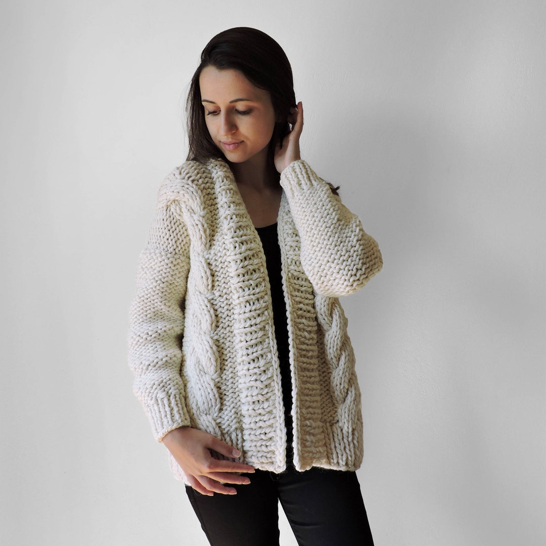 Cardigan chaud en laine torsadée pour femme en taille plus