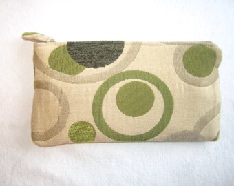 Clutch Purse in Tan/Green Circles