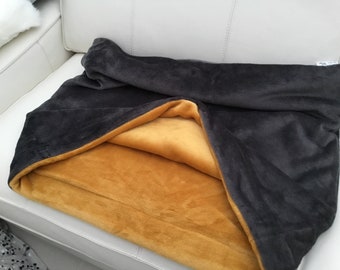 Medium Luxury Snuggle sack, sleeping bag, pet, cat, dog, small animal