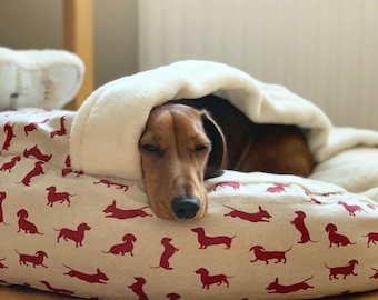 Cave style luxury dog bed in dachshund design