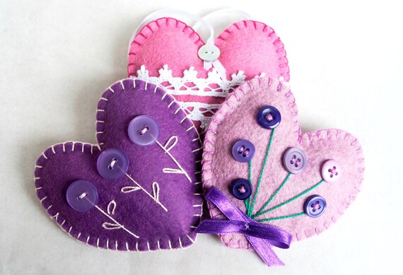 Heart ornament felt, set of 3, button flowers and lace, Valentine's day, violet, purple, pink, Christmas, Birthday, Wedding, , home decor