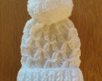 Chunky Hat Knitting Pattern, PDF digital download, chunky, baby, child, adult sizes, cables, hat pattern.
