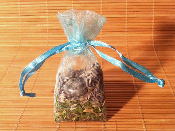 Peace Putsi - Etsy Singapore