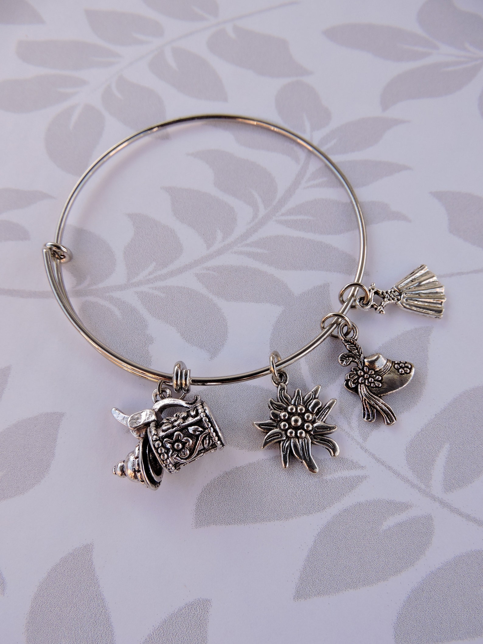 Oktoberfest Bangle Bracelet, German Charm Bracelet