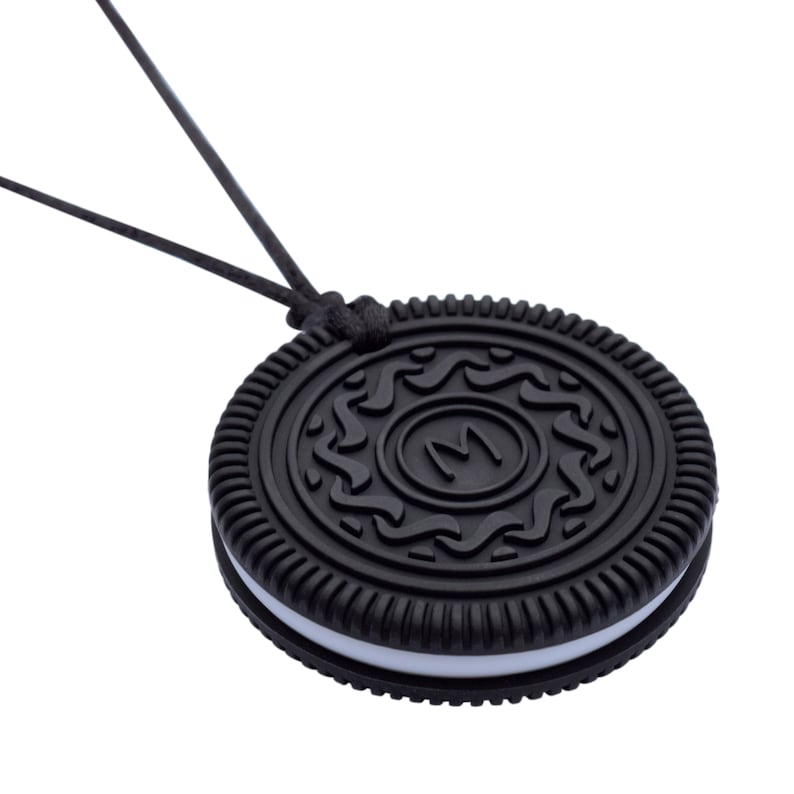 Munchables Cookie Sensory Chew Necklace \u2013 A Chewable Necklace Oral Motor Aid Ideal for Children and Adults