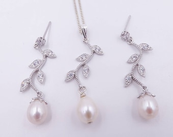 Gold, silver, rose gold leaf vine pendant necklace, with Freshwater pearl, bridal jewellery and matching earrings and bracelet