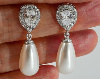 Clip on Bridal earrings, Crystal swarovski pearl drop earrings, wedding jewelry, custom made, brides, mother  bride, Prom earrings
