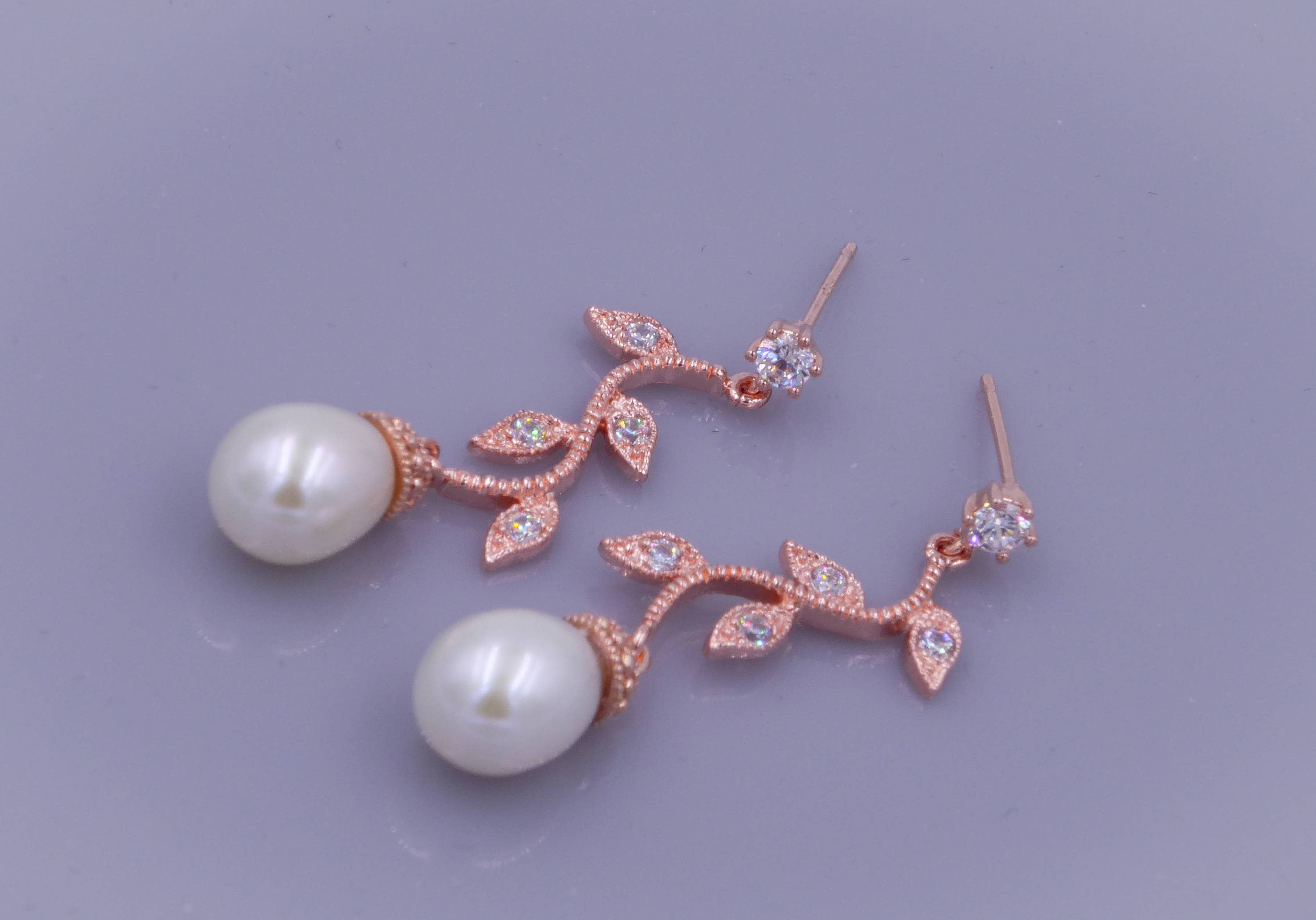 Pearl Drop Leaf Vine Earrings in Silver or Rose Gold - Etsy UK