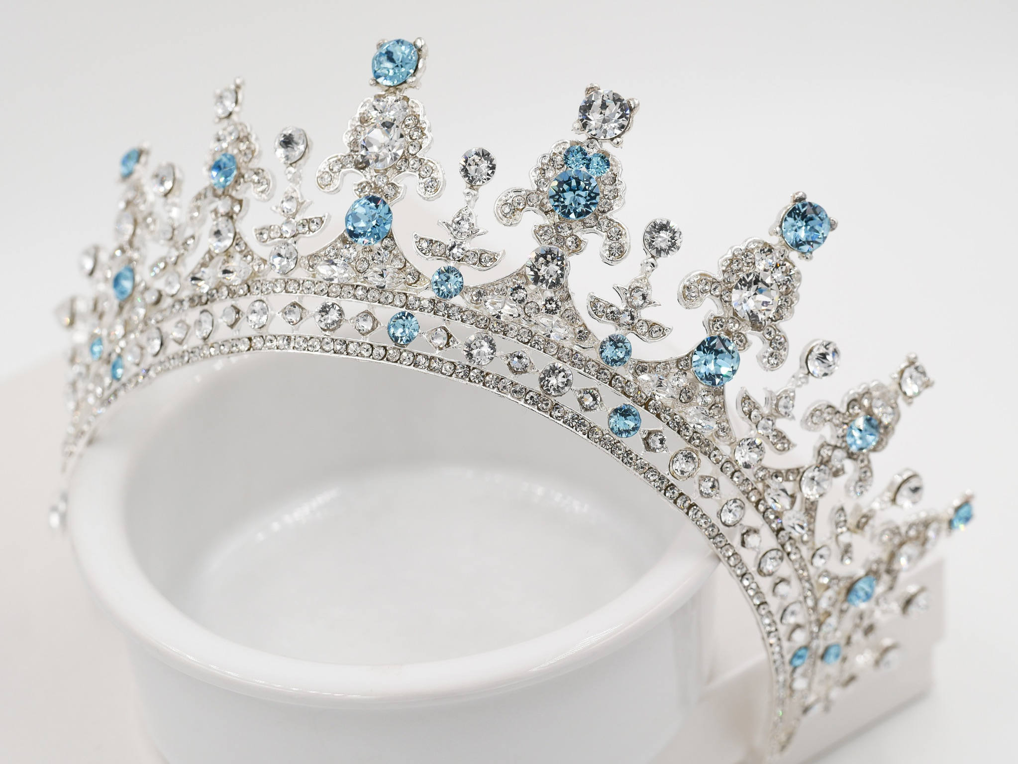 Queen Elizabeth’s favourite tiara, custom colours, crystal tiara made