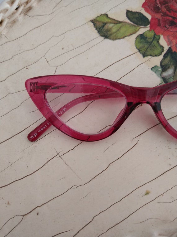 Hot Pink Cat Eye Readers  +1.50  , Translucent Pi… - image 4