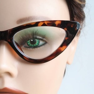 Tortoise Cat Eye Readers +2.75 , Petite  Reading Glasses , Cat Eye Readers for Women , 1950s Style Cat Eye Reading Glasses