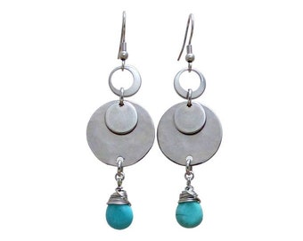 Boucles d'oreilles ethniques, howlite bleue et acier inoxydable (BO30)