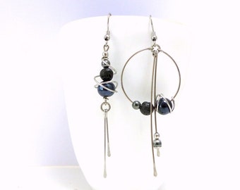 Mismatched asymmetrical earrings in black, ceramic, hematite, lava and stainless steel (BO5)