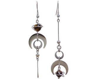 Asymmetrical mismatched earrings, crescent moon, tiger's eye and stainless steel (BO2)