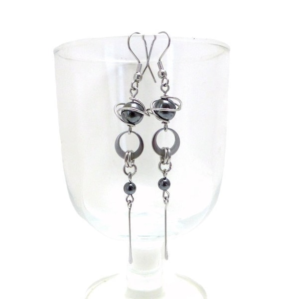 Boucles d'oreilles longues, hématite et acier inoxydable (BO16)