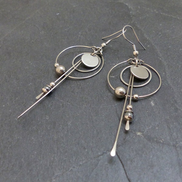 Pendientes largos modernos de hematita y acero inoxidable (BO1)
