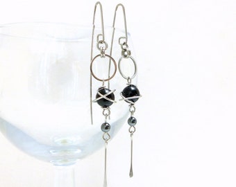 Boucles d'oreilles longues grands crochet obsidienne, hématite et acier chirurgical (BO27)