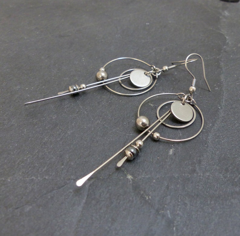 Boucles d'oreilles longues modernes hématite et acier inoxydable BO1 image 2