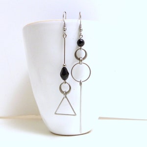 Asymmetrical mismatched earrings faceted glass and stainless steel (GC8)