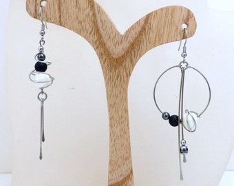 Boucles d'oreilles dépareillées asymétriques blanc noir, céramique, hématite, lave et acier inoxydable (BO27)