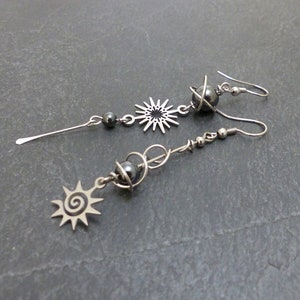 Boucles d'oreilles dépareillées asymétriques soleil, spirale, hématite et acier inoxydable BO9 image 2