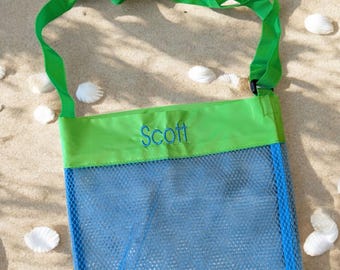 Bolso de malla con bordado personalizado y diseño de conchas marinas – Bolso de playa para juguetes