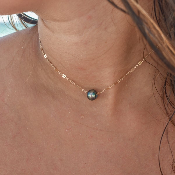 Collier de perles de Tahiti délicat, Collier de perles de Tahiti délicat, Collier de perles de Tahiti flottant, Collier de perles de Tahiti en or