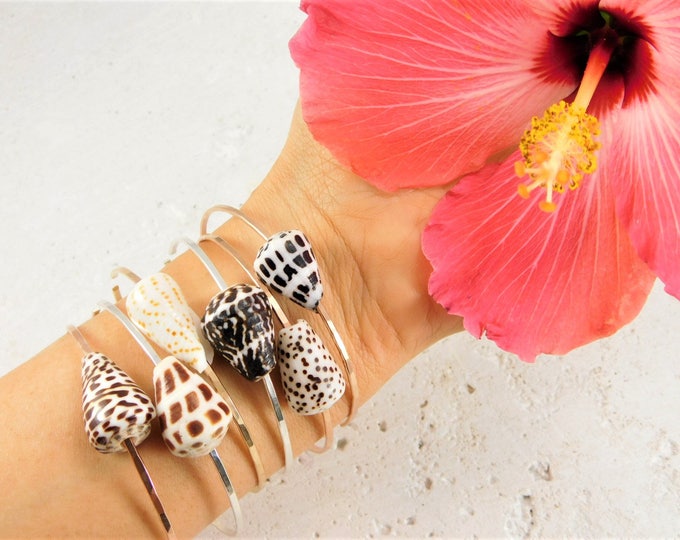 Hawaiian Shell Bangles, Beach Seashell Bracelet, Hawaiian Cone Shell