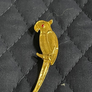 Vintage Gold Tone Parrot Pin with Red Rhinestone Eye