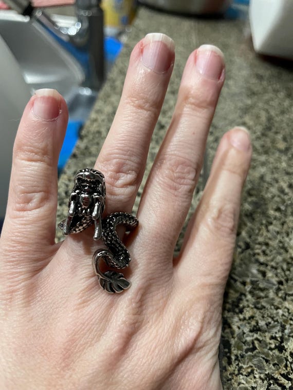 Silver Tone Oriental Dragon Ring - image 3