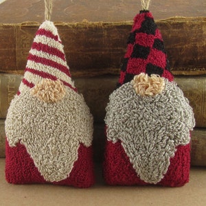 Punch Needle KIT ~ Gnome Ornaments ~ Christmas punchneedle pattern ~ needle punch