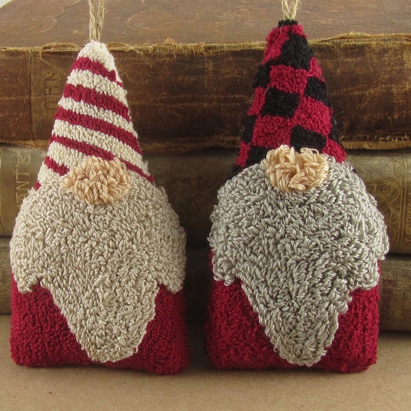 Christmas Gnome Punch Needle Kit: Holiday Ornament Pattern
