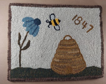 Hooked Rug Pattern for Spring - Summer - Bee and Skep ~ Mailed Paper Pattern ~ Rug Hooking Pattern ~ Red Dot Pattern