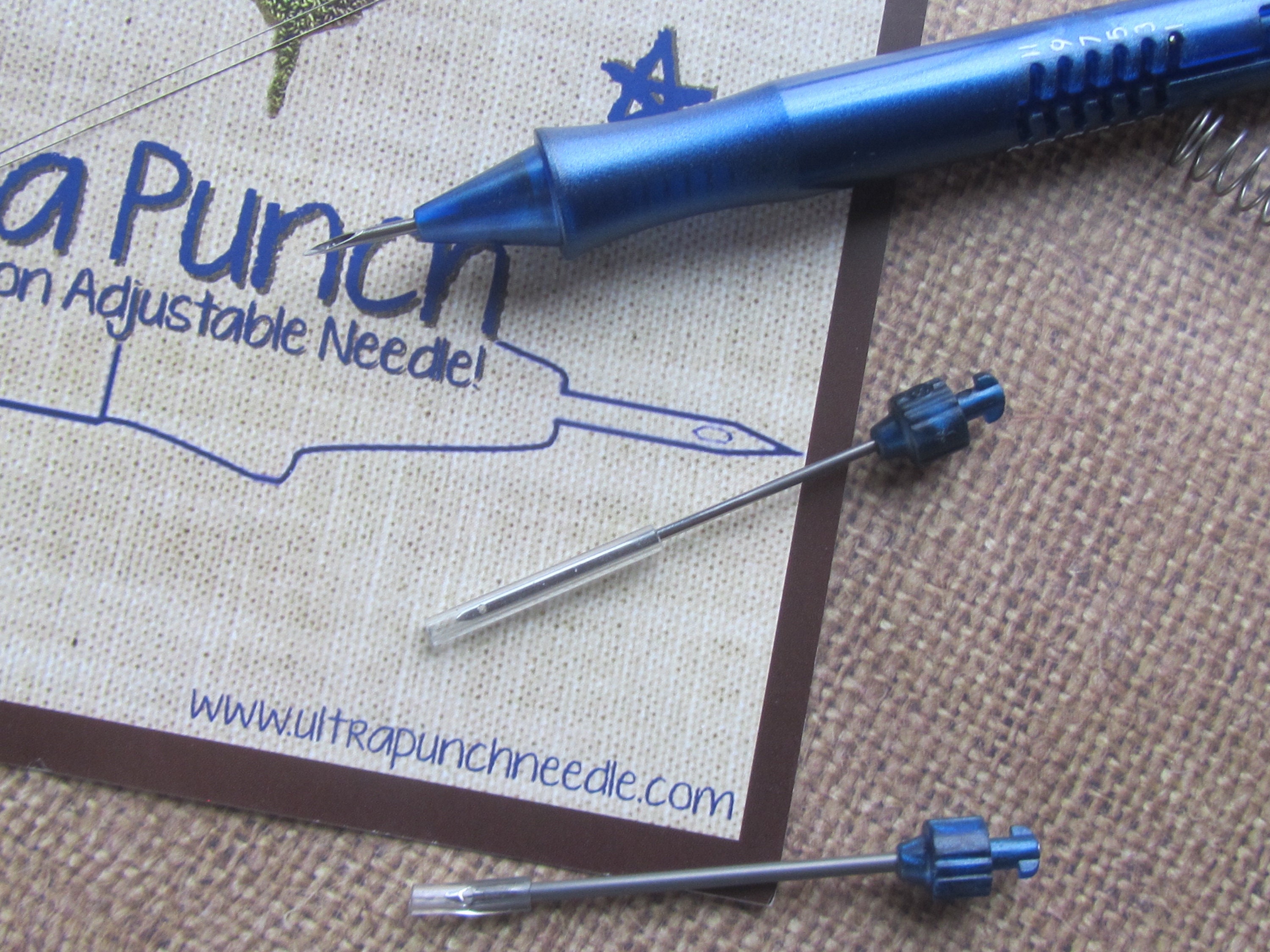 ULTRA PUNCH NEEDLE Embroidery Pen Set 3 Needle Sizes Mini Rug