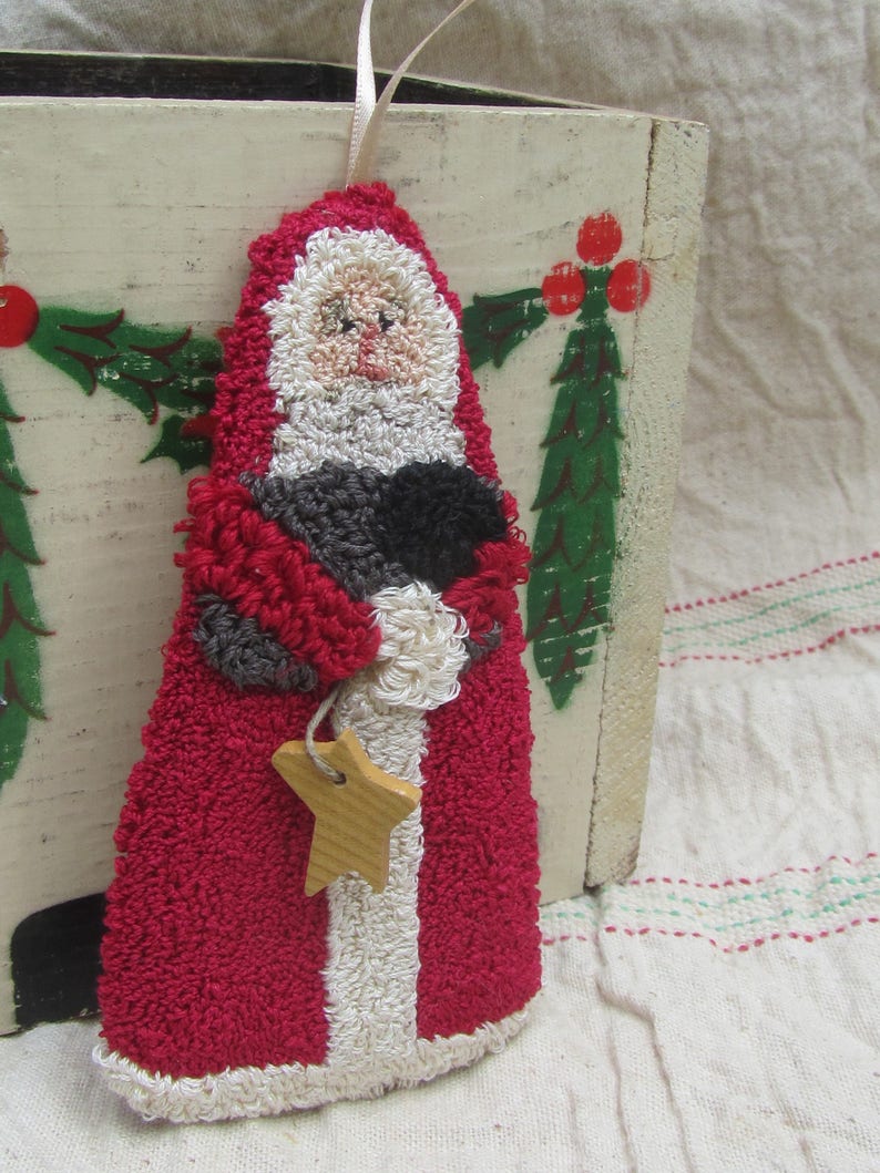 Punch Needle Pattern Santa with Sheep Ornament Christmas Santa Ornament Punchneedle pdf pattern needle punch epattern image 3